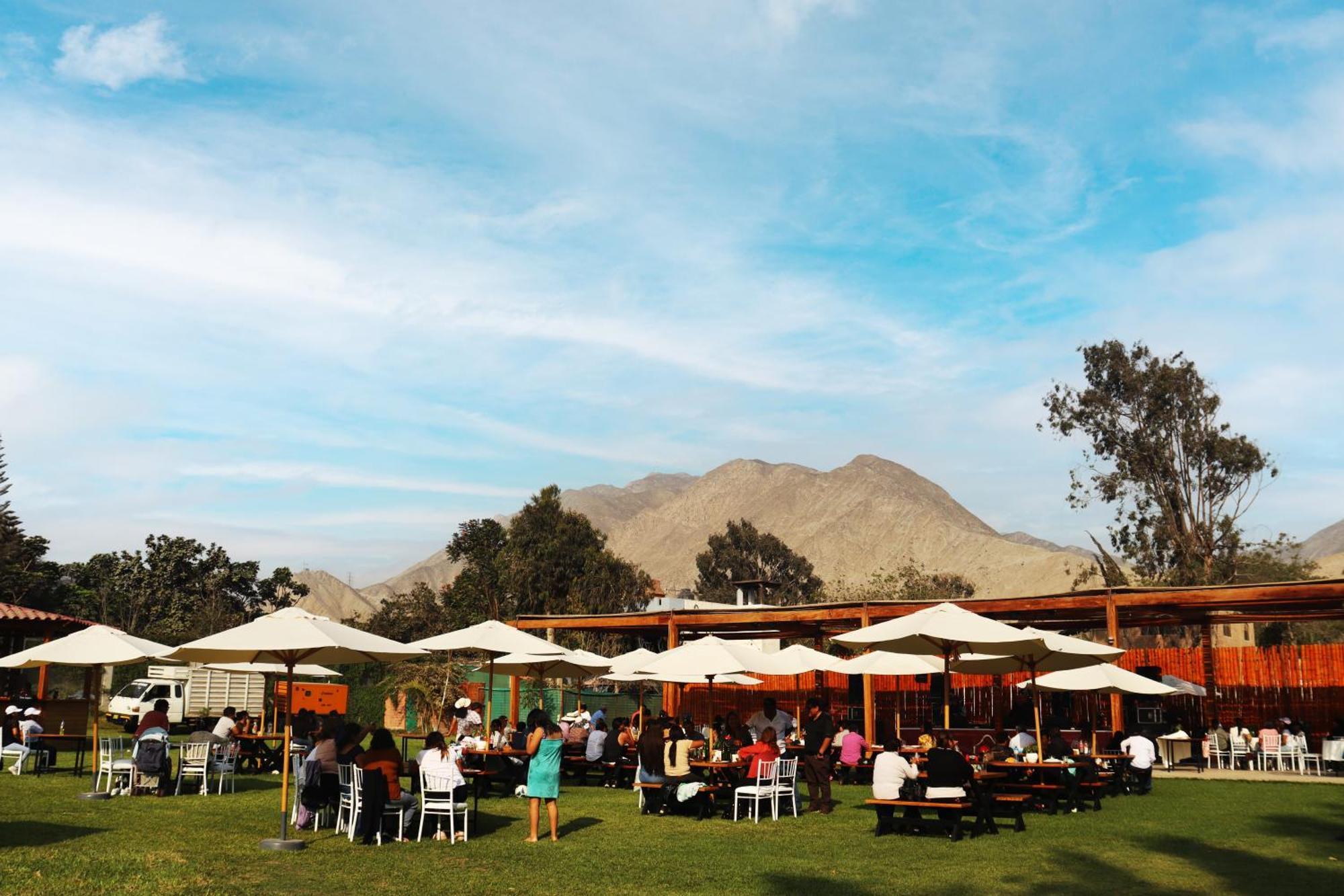 Los Andes - Restaurant & Bungalows 谢内吉亚区 外观 照片